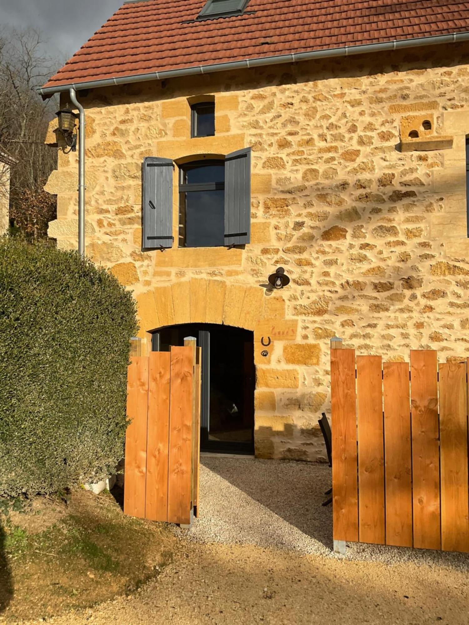 Domaine De La Source Villa Castels Екстериор снимка